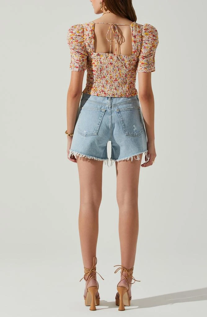 ASTR Floral Pintuck Pleated Crop Top 3