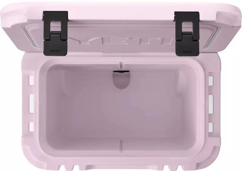 YETI YETI Roadie 32 Wheeled Cooler 8