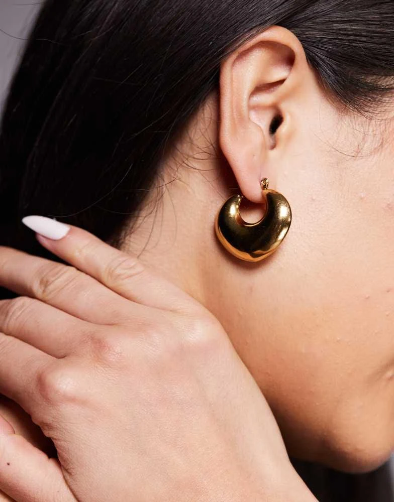 8 Other Reasons 8 Other Reasons teardrop chunky hoop earrings in 18k gold plated 2