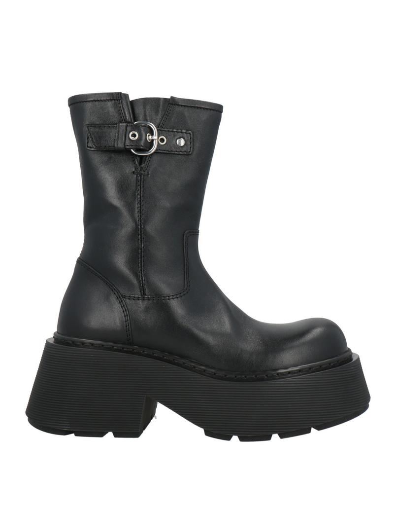 VIC MATIĒ Ankle boot
