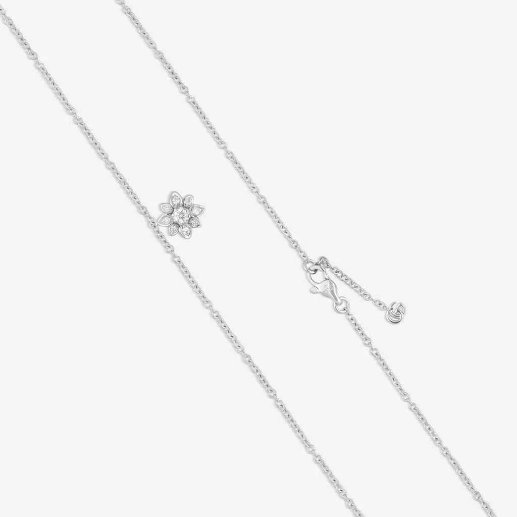 Gucci Gucci Flora 18K White Gold Diamond Pendant Necklace YBB79620700100U-copy 3