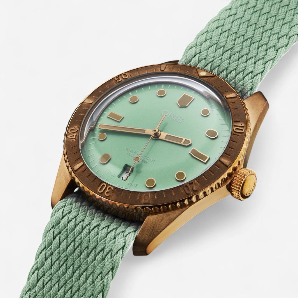 Oris Oris Divers Sixty-Five Bronze Automatic Ladies Watch 73377713157LS
