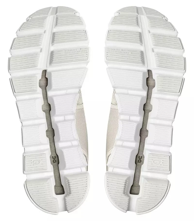 On On Women's Cloud 5 Shoes 3