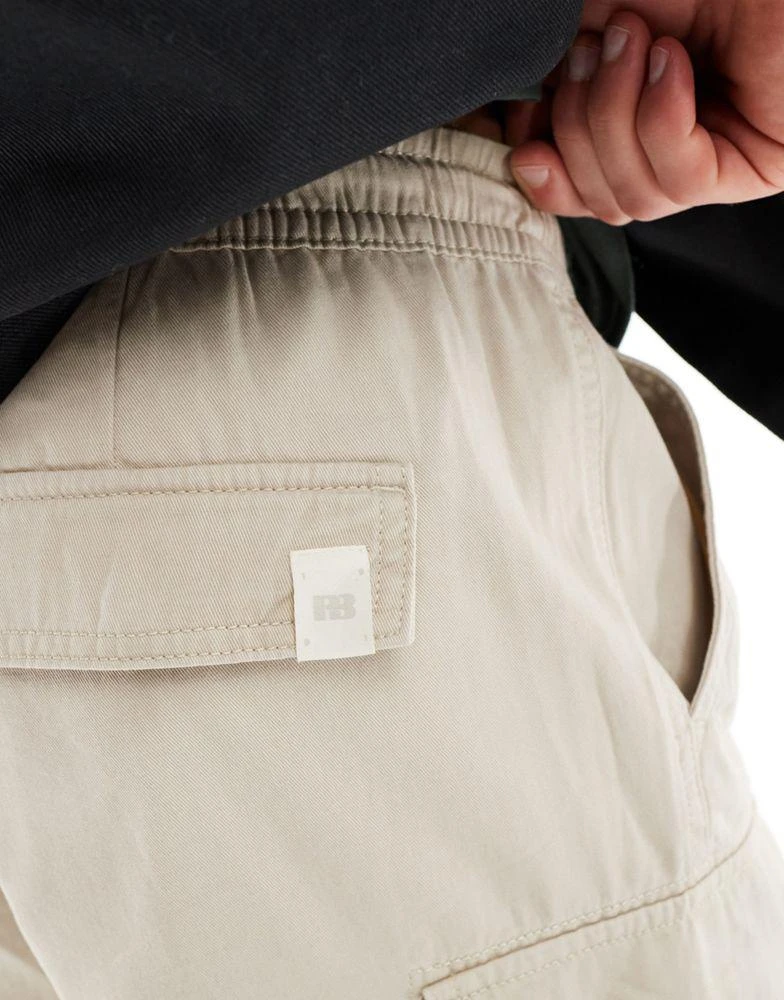 Pull&Bear Pull&Bear cargo short in beige 3