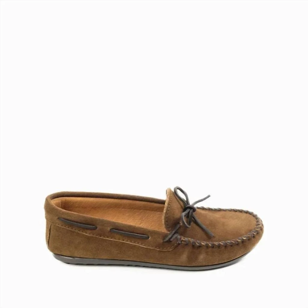 NEW MINNETONKA men\'s classic moccasin slip-on shoes in dusty brown Minnetonka Men main image 4