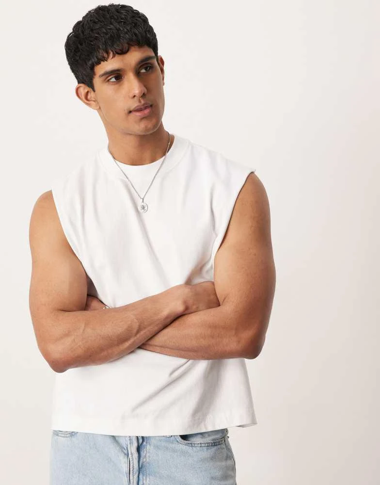 Abercrombie & Fitch Abercrombie & Fitch premium vest in white 1