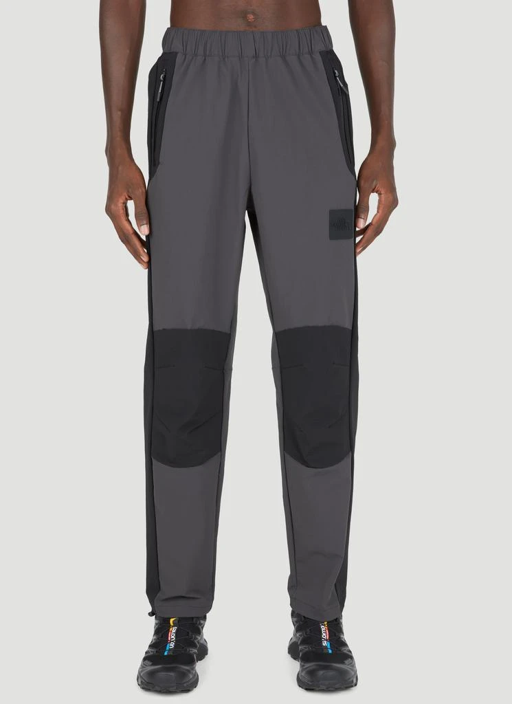The North Face Lightweight Shell Suit Pants 1