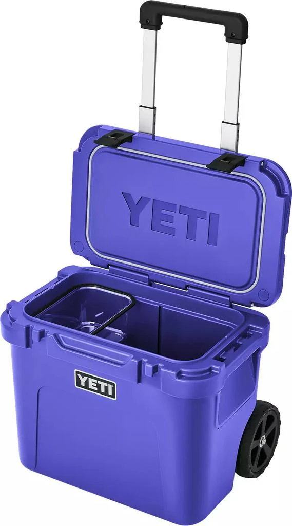 YETI YETI Roadie 32 Wheeled Cooler 2