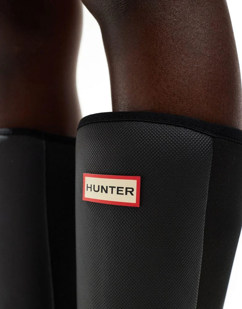 Hunter Hunter Balmoral hybrid tall wellies in black 3