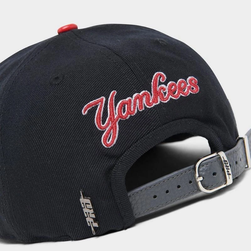 Pro Standard Pro Standard New York Yankees MLB Fright 2 Tone Snapback Hat 7