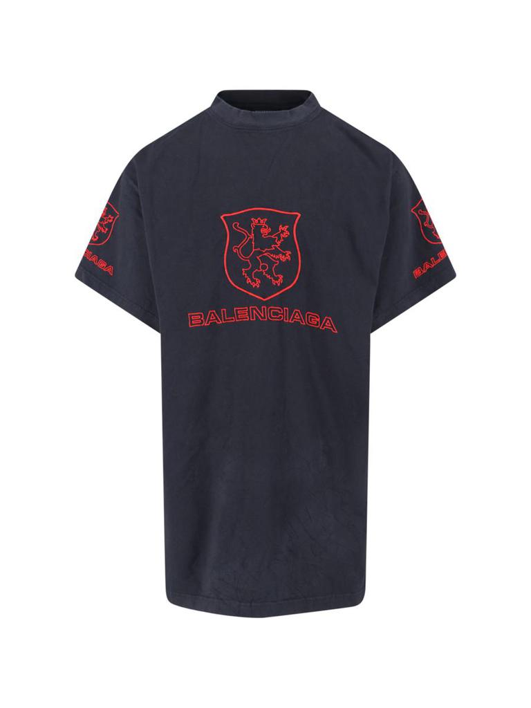 Shop Balenciaga Lion Club Oversized T-Shirt on Sale at Shop Balenciaga Lion Club Oversized T-Shirt on Sale at
