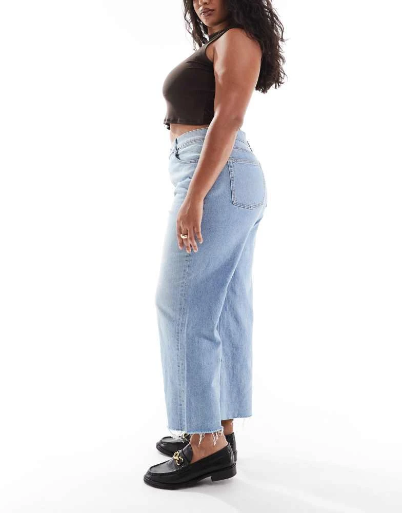 ASOS ASOS DESIGN Curve ankle grazer straight leg jean in light mid blue - MBLUE 3