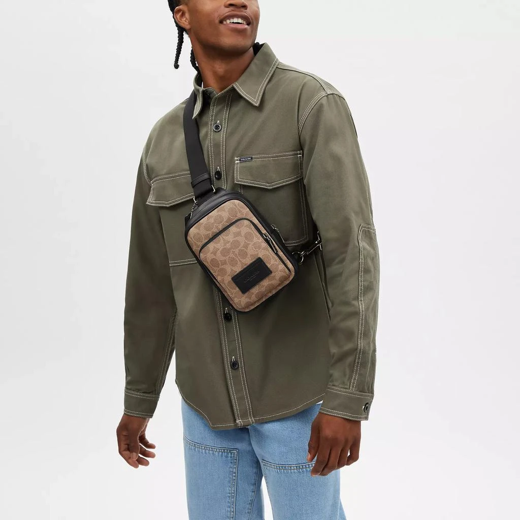 Coach Racer Sling Pack In Signature 2