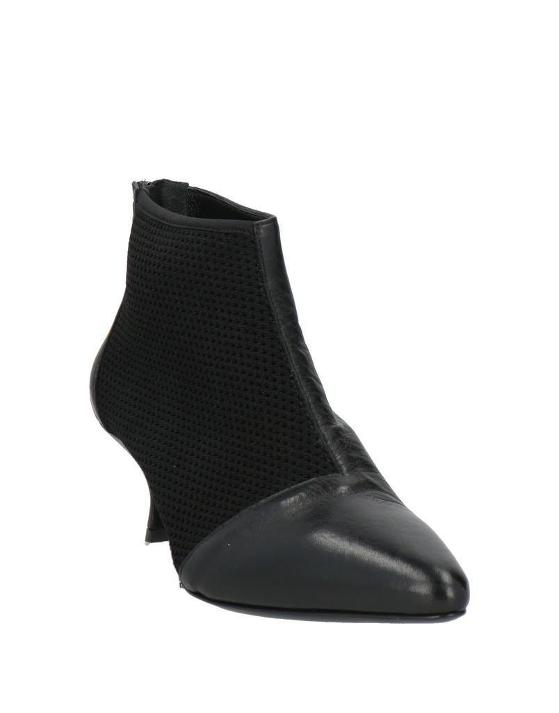 STRATEGIA Ankle boot
