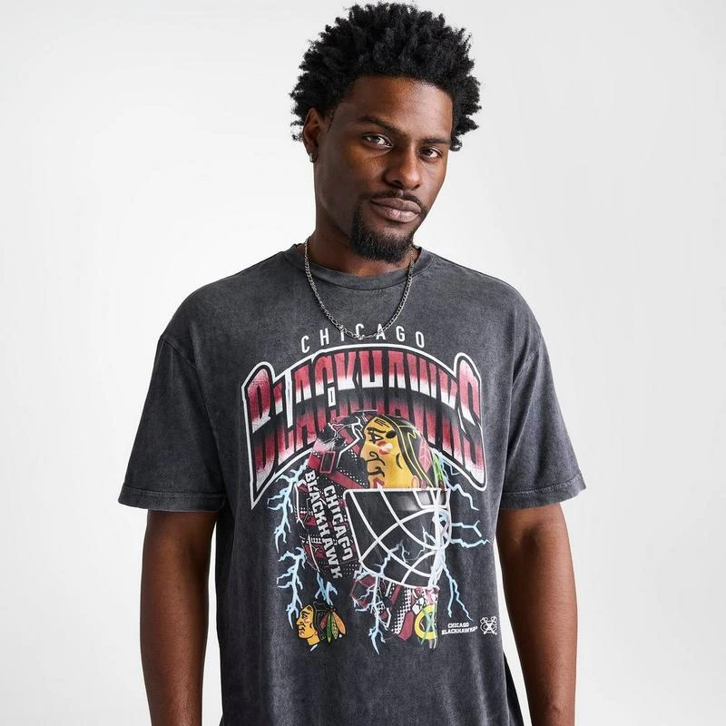 Mitchell & Ness Men's Mitchell & Ness Chicago Blackhawks NHL Crease Lightning Graphic T-Shirt 5