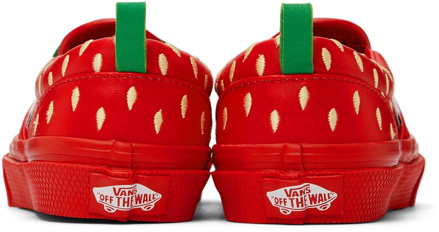 Vans Kids Red Classic Slip-On Berry Little Kids Sneakers