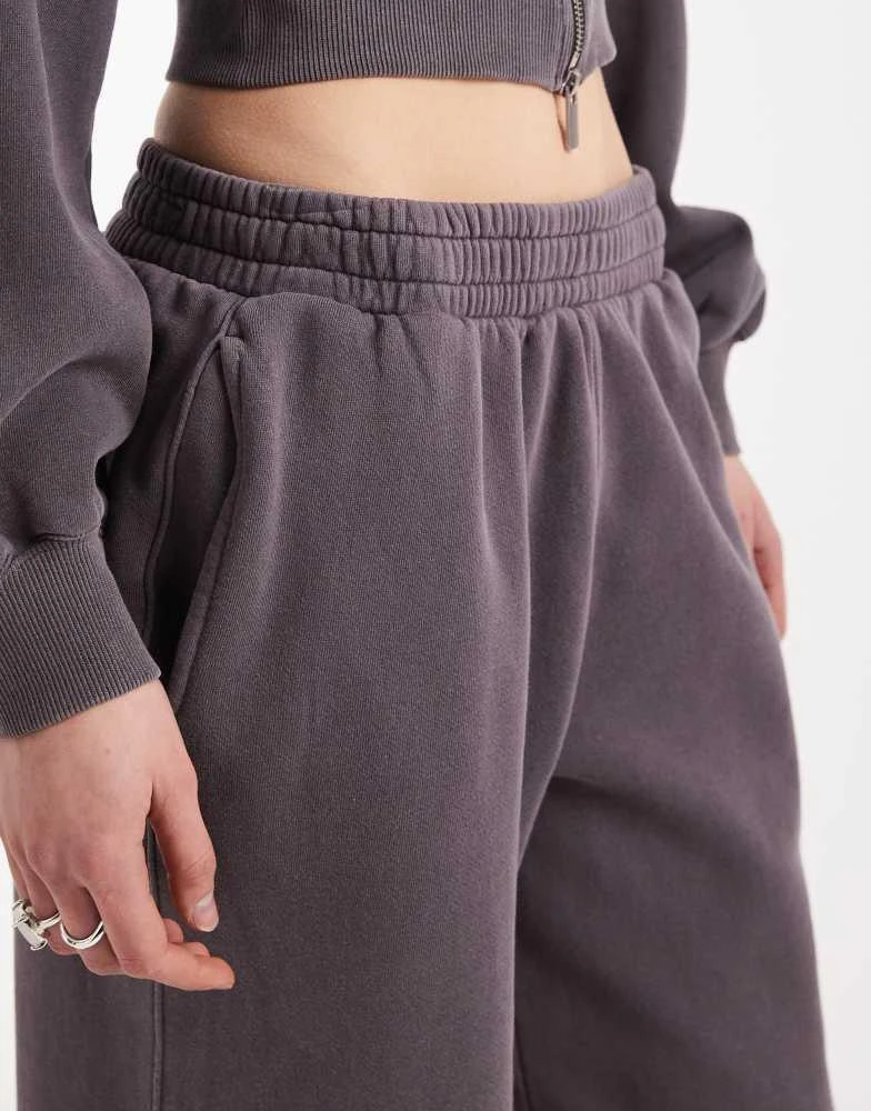 Cotton On Cotton On fleece wide leg sweatpant in violet grey 4