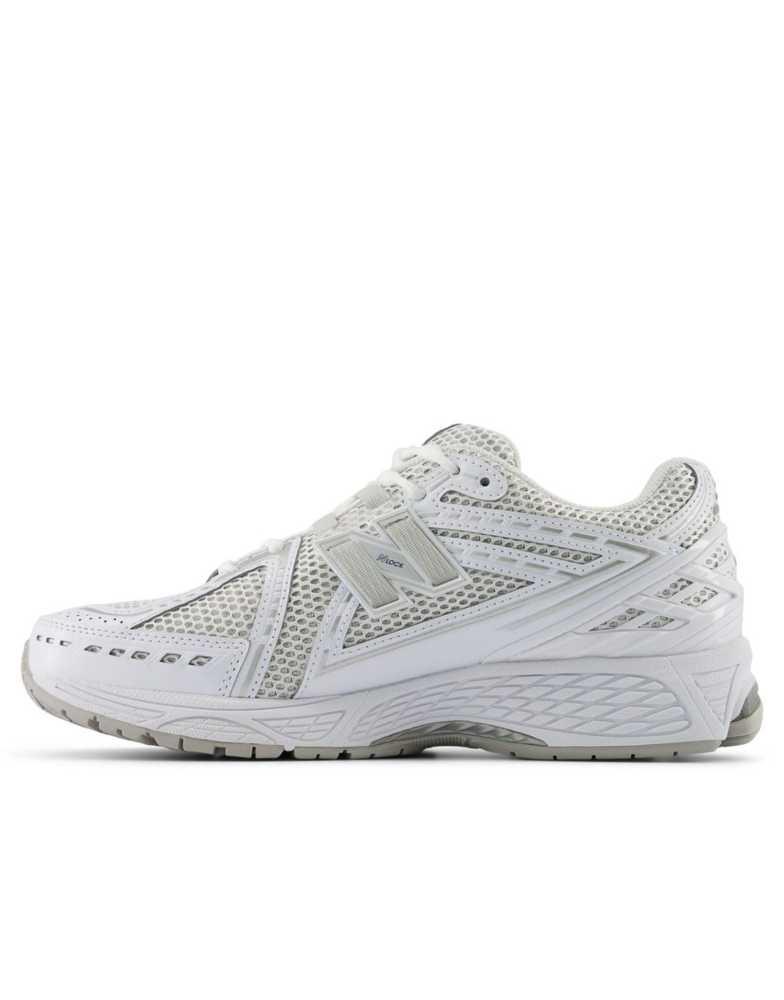 New Balance New Balance 1906 unisex sneakers in white