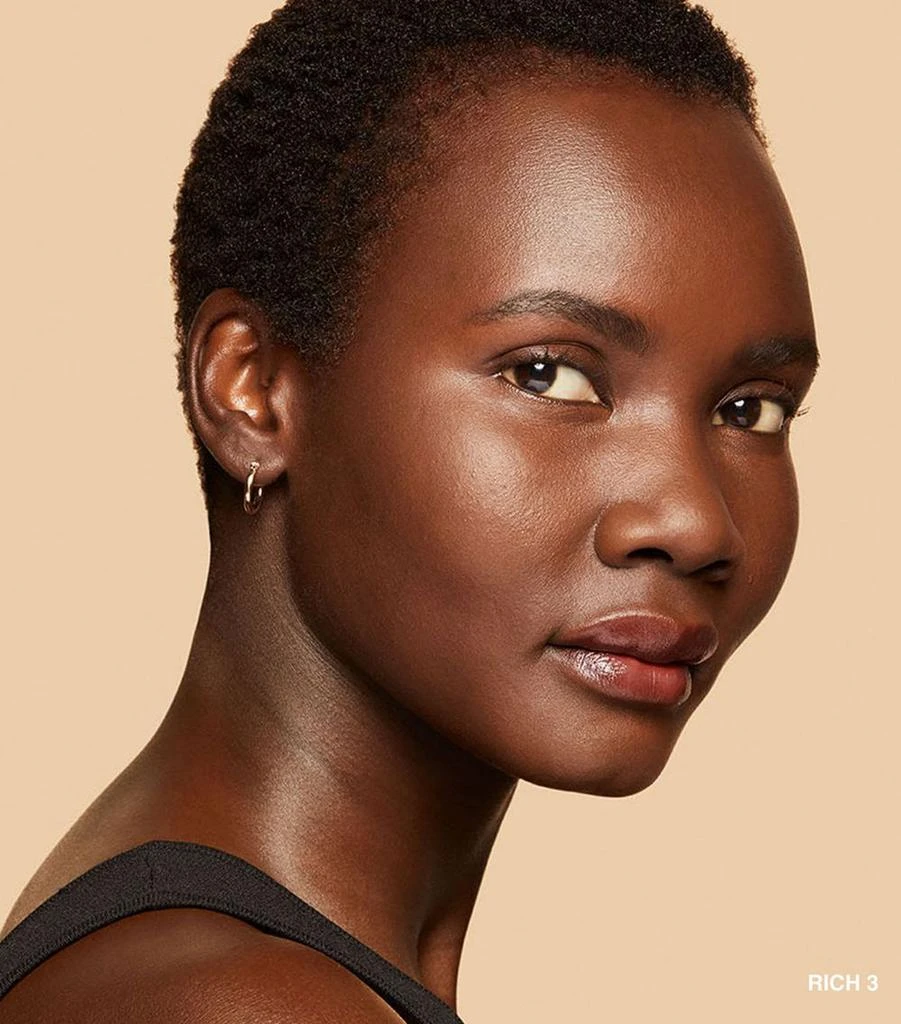 Bobbi Brown Vitamin Enriched Skin Tint 4