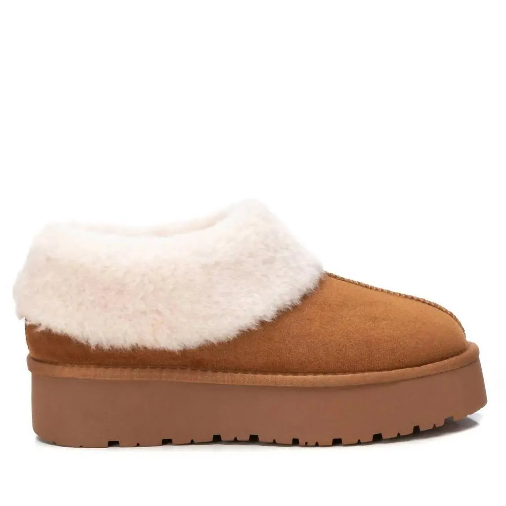 Xti Xti - Women's Winter Suede Clogs
