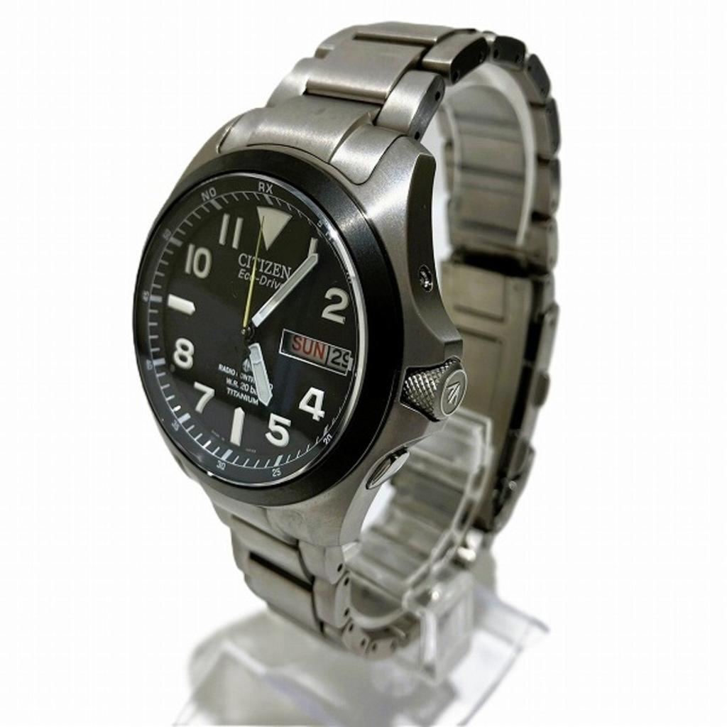 Citizen Titanium Wristwatch (Pre-Owned)