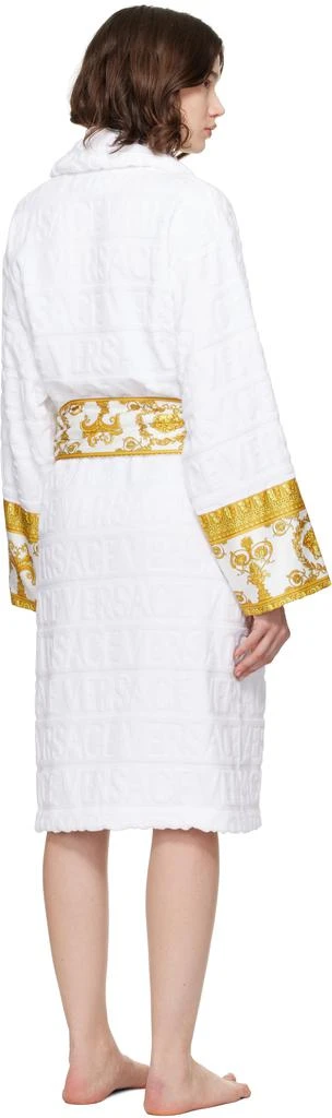 Versace White 
I Heart Baroque
 Bathrobe 3