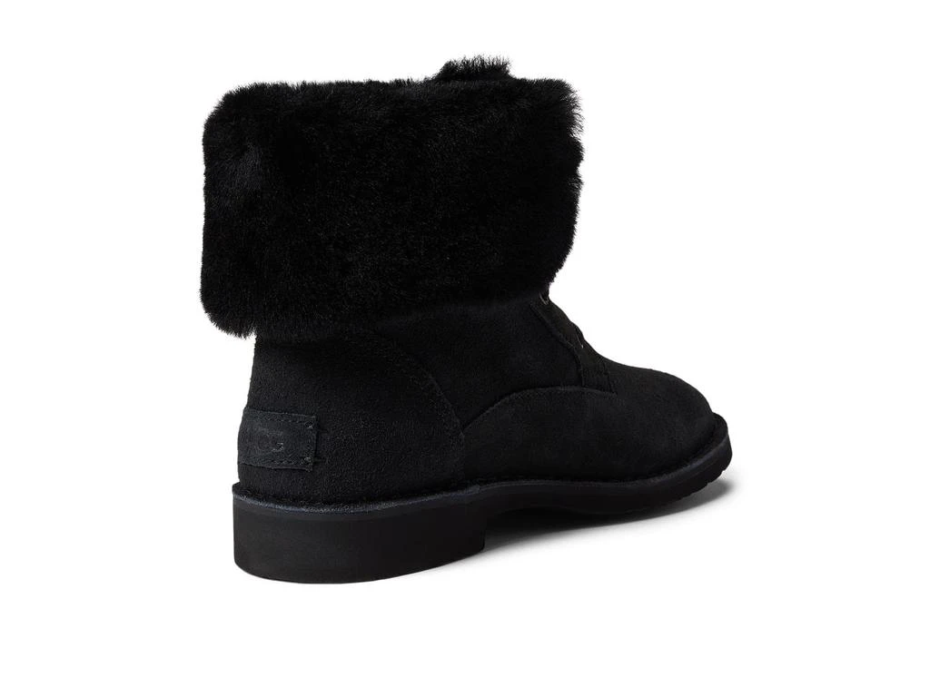 UGG Weylyn 5