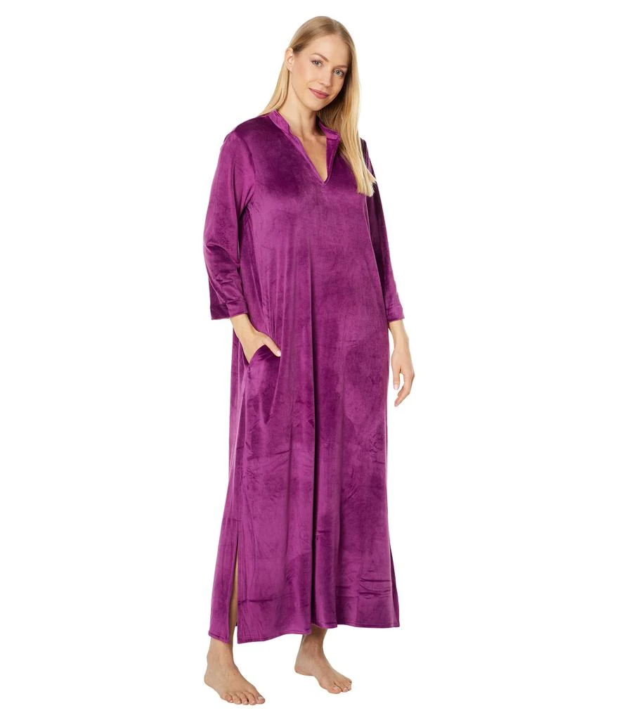 N by Natori Poly Velour Lounger 1