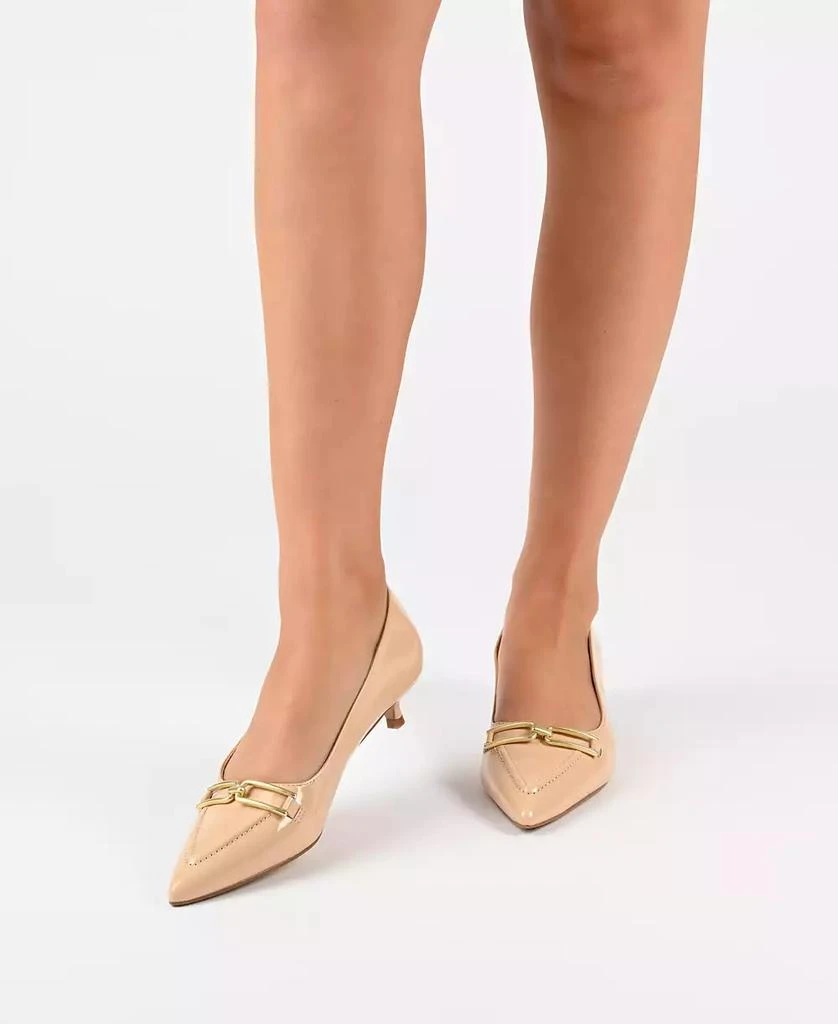 Journee Collection Women's Rumi Pointed Toe Kitten Heel Pumps 6