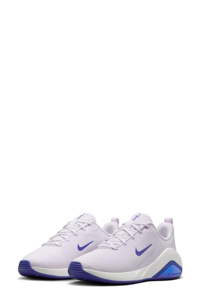 NIKE Bella 7 Training Shoe 1