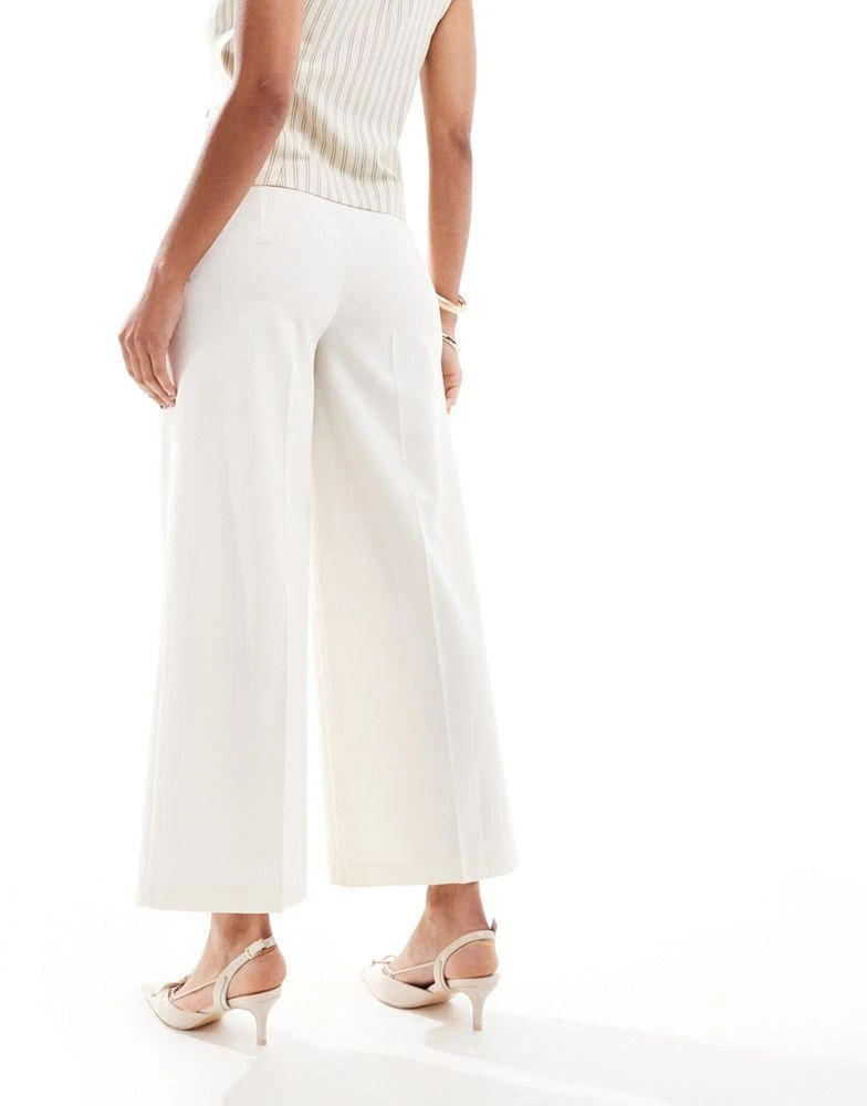 ASOS ASOS DESIGN tailored culotte trousers in cream 2