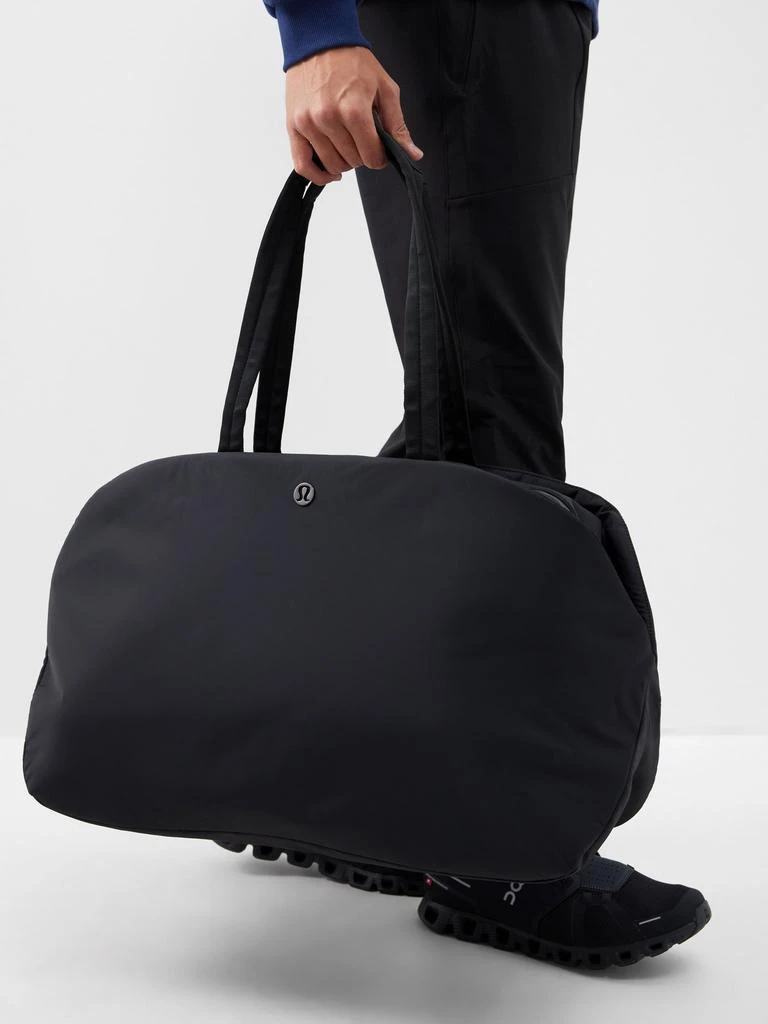 lululemon Go Getter padded recycled-fibre holdall 2