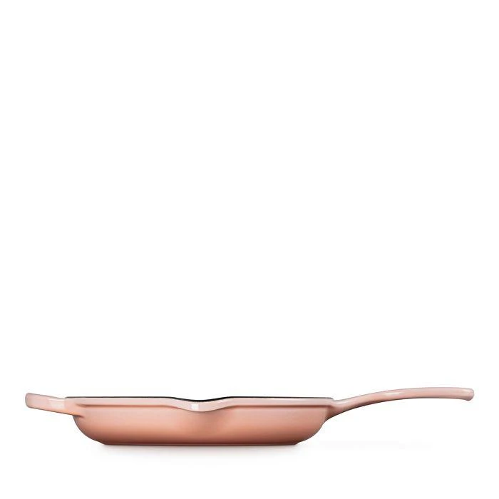 Le Creuset 9" Cast Iron Skillet 4