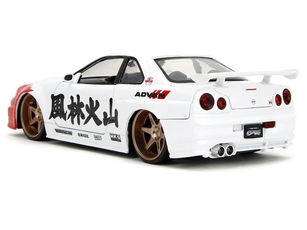 Jada Toys Jada  2002 Nissan Skyline GT-R R34 RHD Right Hand Drive White with Red Graphics & Ryu Diecast Figure Street Fighter Video Game Anime Hollywood Rides Series 1-24 Scale Diecast Model Car 2