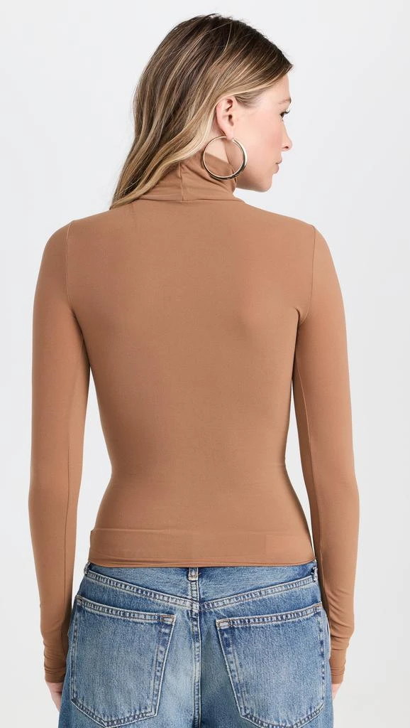 Commando Ballet Body Turtleneck 2
