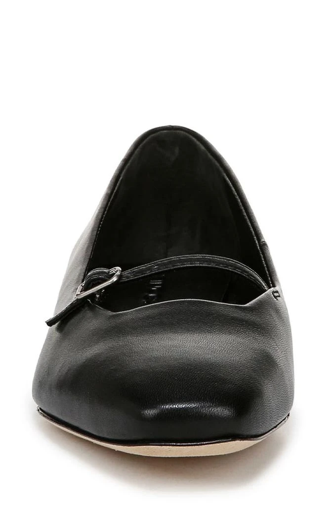 Vince Bluebell Flat 3