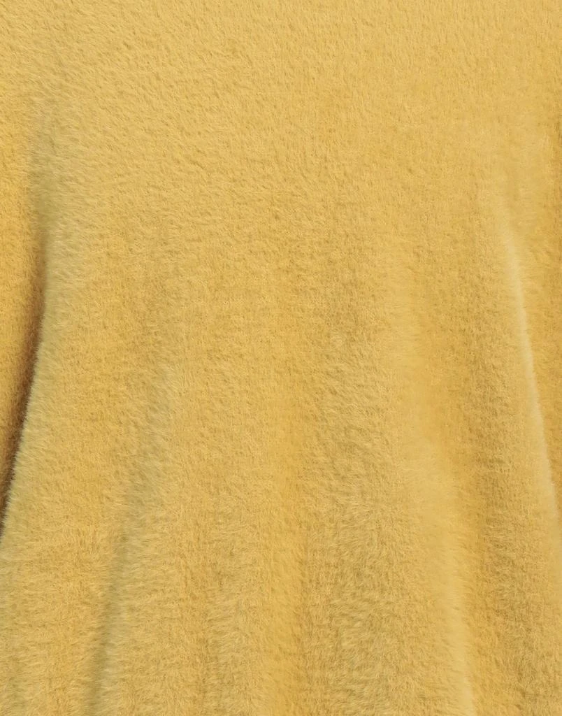 BONSAI Turtleneck 4