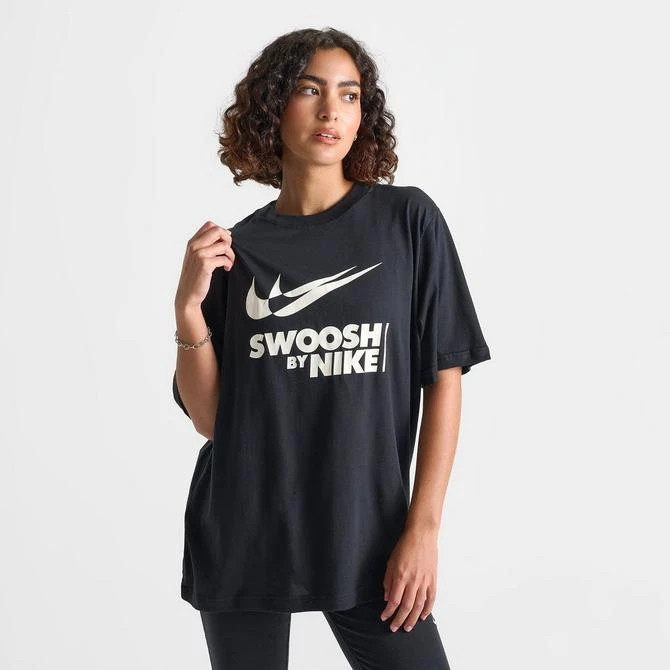 NIKE Women's Nike Swoosh Boyfriend T-Shirt 3