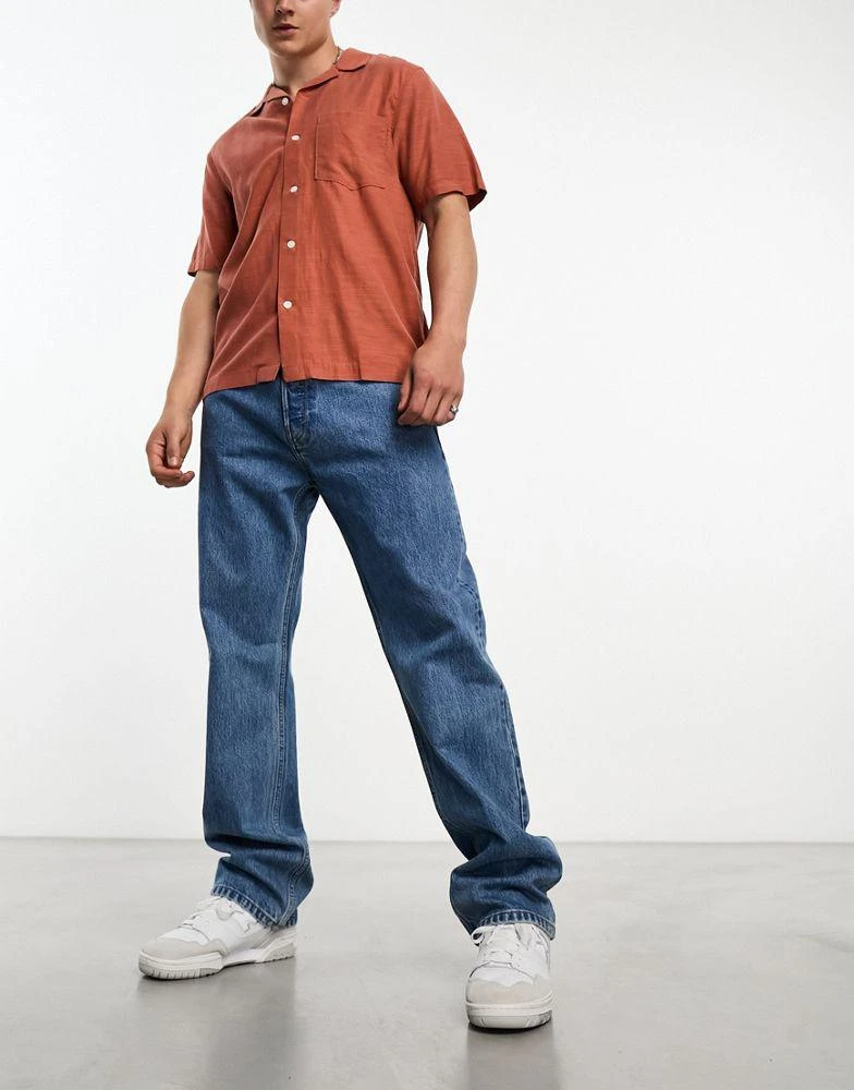 Weekday Weekday Space relaxed fit straight leg jeans in 90s blue 4
