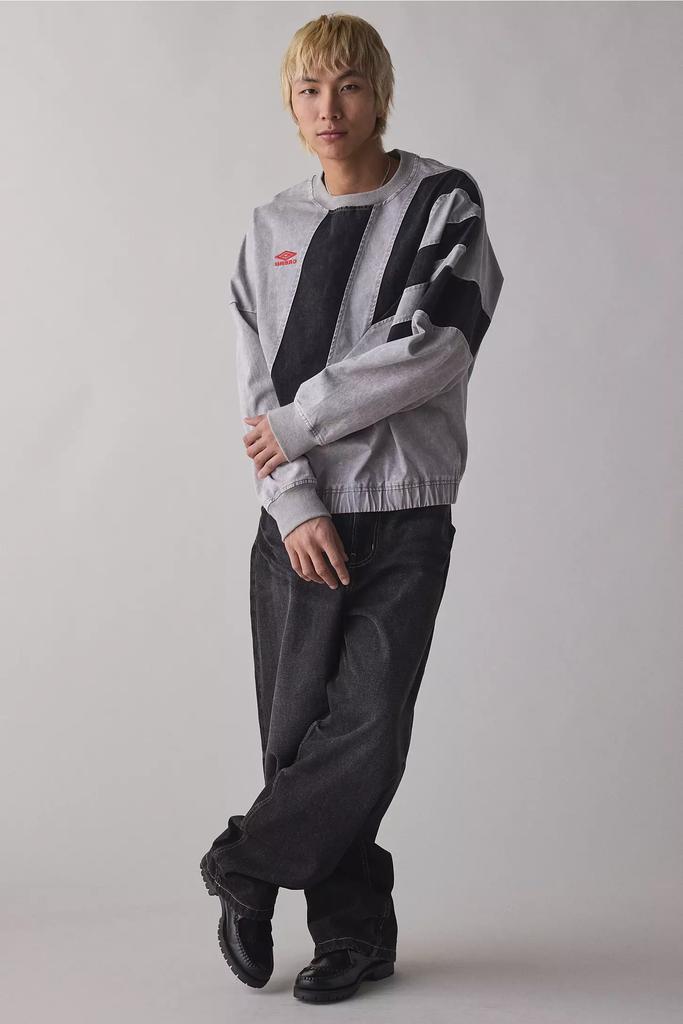 Umbro Washed Diamond Drill Crew Neck Sweatshirt – On Sale