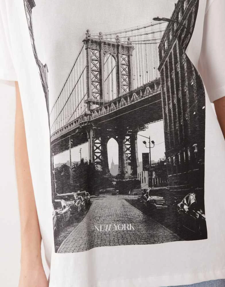 ASOS ASOS DESIGN short sleeve oversized top in white with New York print 3