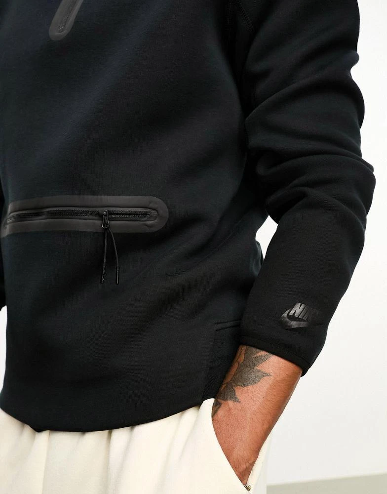 NIKE Nike Tech Fleece Half-zip top in black 3