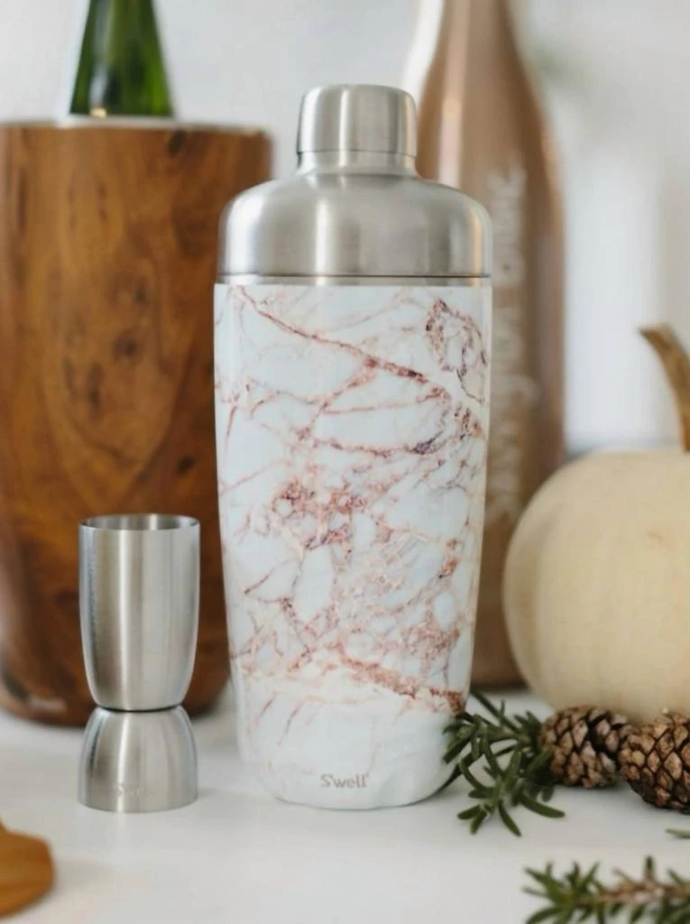 S
well Shaker Set With Jigger In Calacatta Gold 2