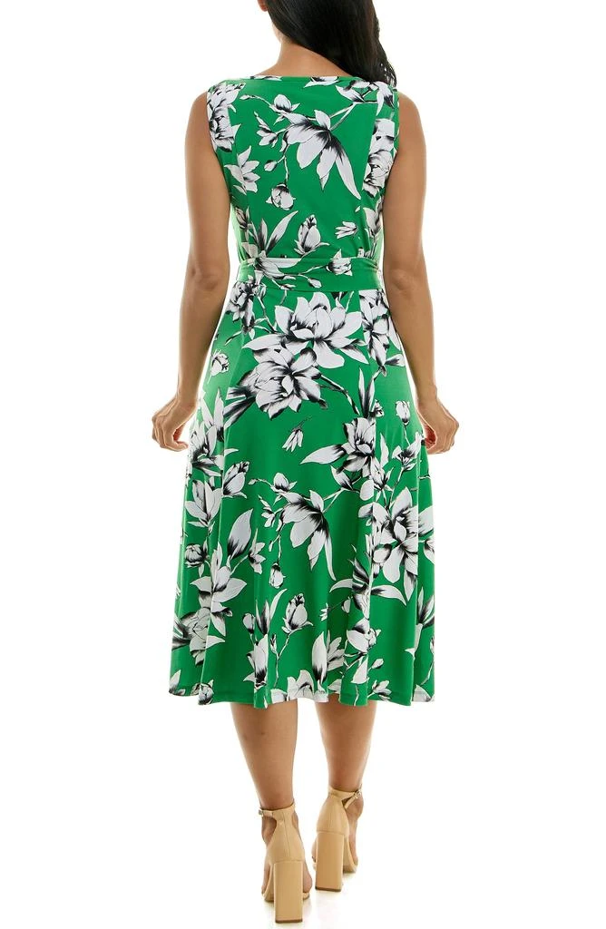 Shop Crewneck Sleeveless Midi Dress on Sale at BeyondStyle  Get 48% Off  Crewneck Sleeveless Midi Dress with Limited-Time Flash Deals, Exclusive  Discounts, and Special Offers. Enjoy Unbeatable Savings on Crewneck  Sleeveless