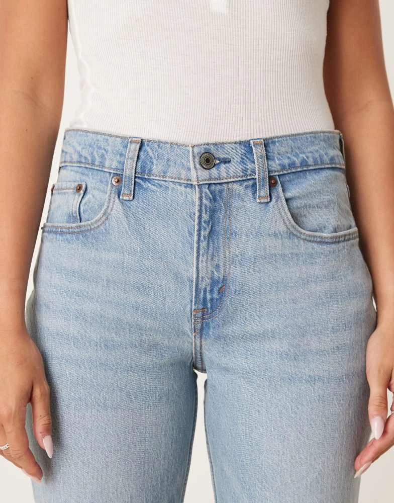 Abercrombie & Fitch Abercrombie & Fitch curve love mid rise 90's straight jeans in light wash 5