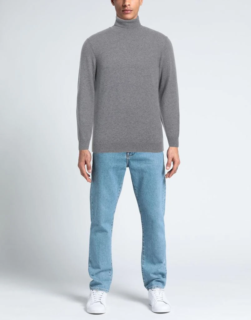 Heritage Turtleneck 2