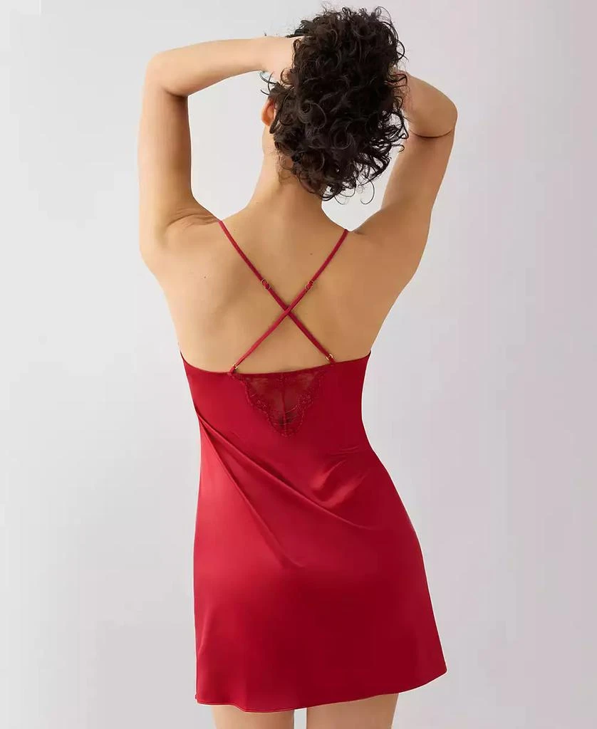 Wacoal Women
s Midnight Soiree Embroidered Chemise 3