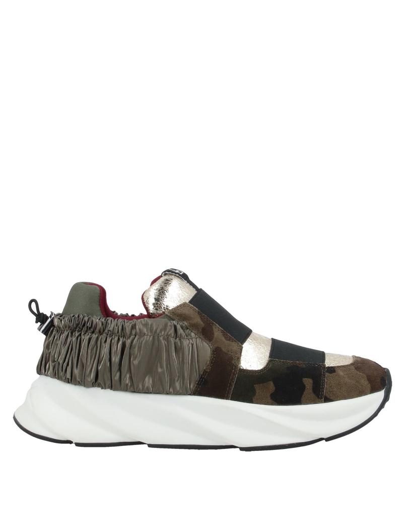 ELENA IACHI Sneakers