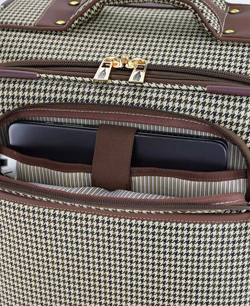 London Fog Cambridge 20" Expandable Spinner Carry On 2