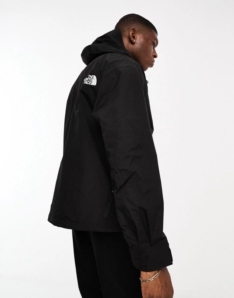 The North Face The North Face 86 Retro Mountain DryVent waterproof shell jacket in black 2